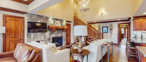 تلفزيون، مدفأة، كُتُب