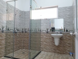 Executive-Einzelzimmer | Badezimmer
