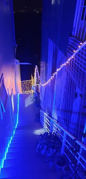 Exterior - Phương Đông Homestay (Da Lat)