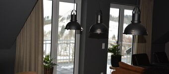 Winterberg; stylish, spacious, central and on the slopes 