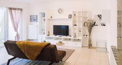 COZY ART DECO Apartment