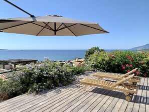 Terrace/patio - Charming house with splendid view of the bay and private swimming pool (Saint-Florent)