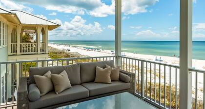 Spotless beachfront dream w/views, a shared pool, & sports courts