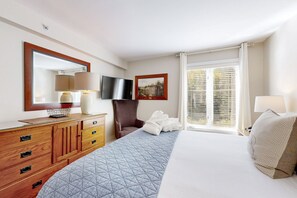 1 bedroom, iron/ironing board, Internet, bed sheets
