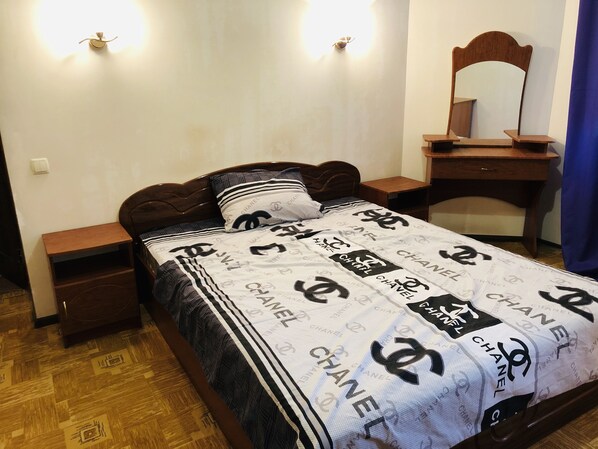 2 bedrooms, internet