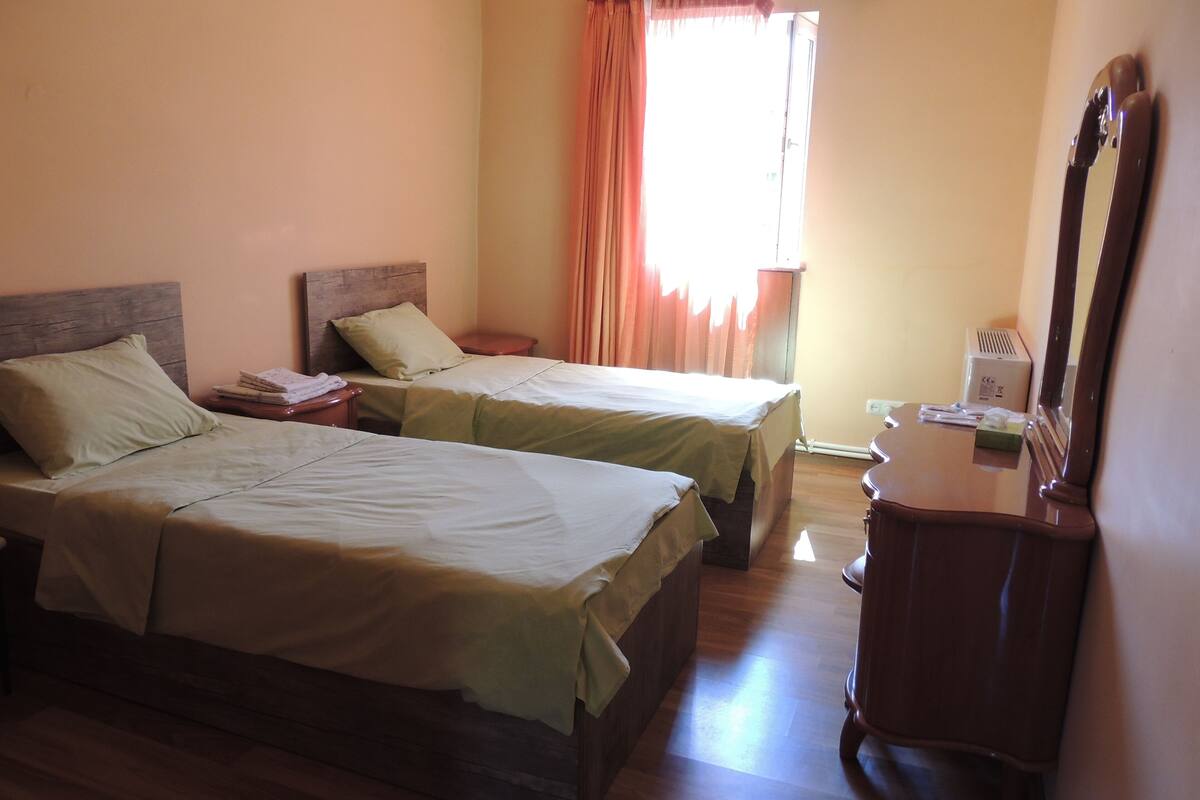 Economy Double or Twin Room | Blackout drapes, soundproofing, iron/ironing board (on request)