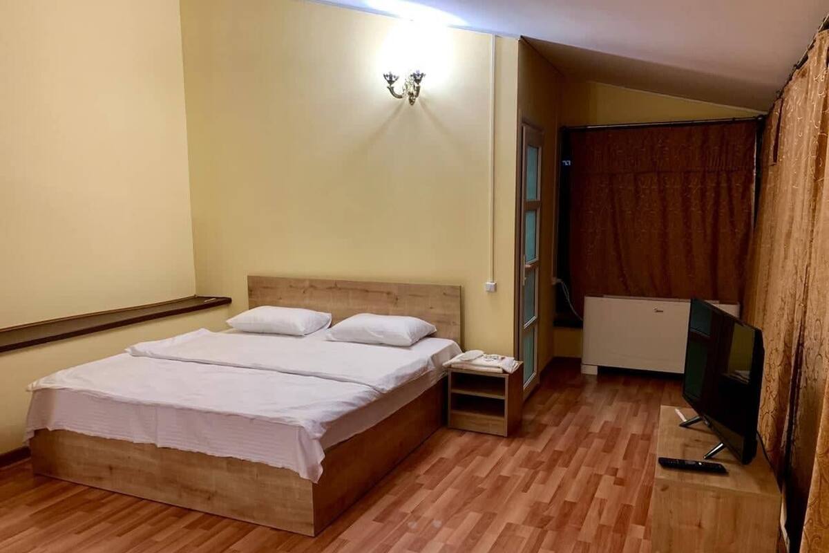 Comfort Quadruple Room | Blackout drapes, soundproofing, iron/ironing board (on request)