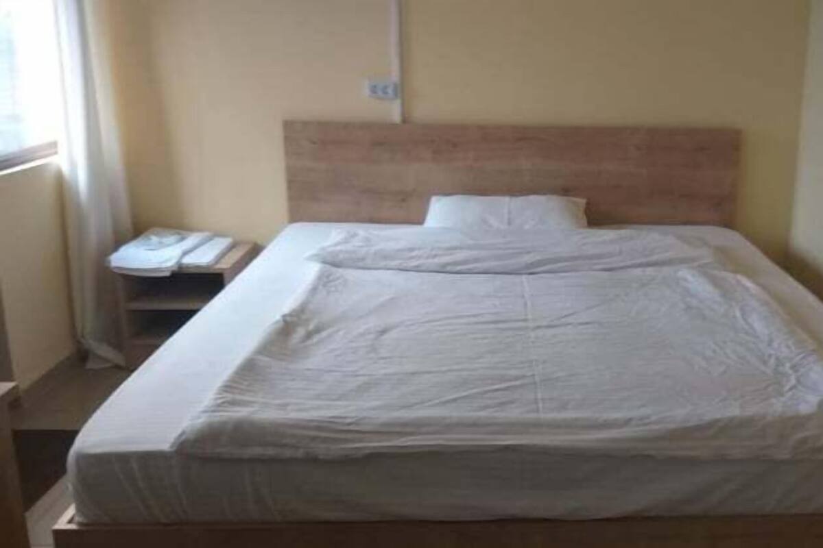 Basic Double Room | Blackout drapes, soundproofing, iron/ironing board (on request)