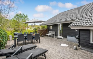 Ulkoruokailutilat