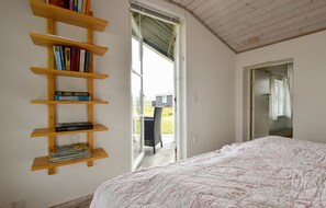 2 bedrooms, free WiFi