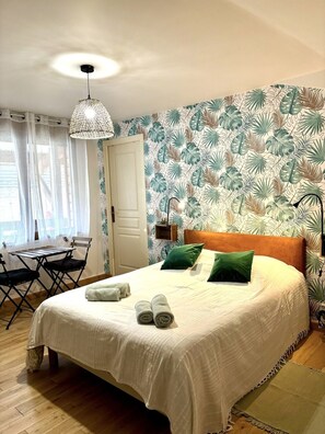 1 chambre, Wi-Fi gratuit, draps fournis