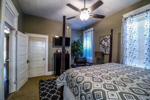 9 bedrooms, iron/ironing board, WiFi, bed sheets