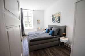 3 chambres, accĂšs au Wi-Fi (inclus), literie fournie