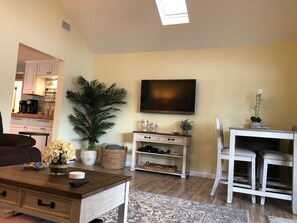 Smart TV, fireplace, DVD player, ping pong