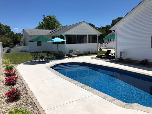 The Villa By the Bay with Private Heated Pool & Hot Tub!