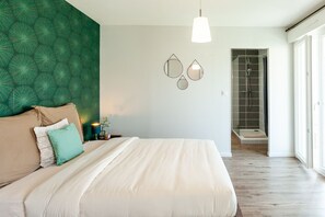 3 chambres, fer et planche Ă repasser, Wi-Fi, draps fournis