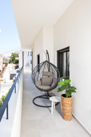 Junior appartement, 1 slaapkamer, niet-roken | Uitzicht op de binnenplaats