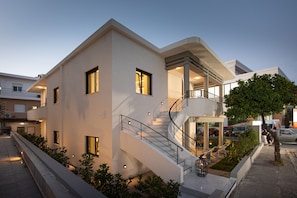 Front of property – evening/night