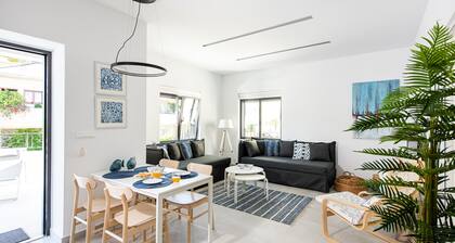 Cozy Corner Luxury Apartments