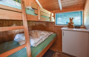 4 bedrooms, free WiFi