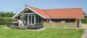 Cozy home in Hemmet with WiFi