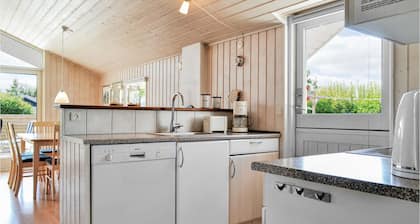 Hermosa casa en Hemmet con cocina