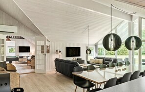 TV, fireplace, table football, ping pong