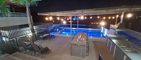 Piscine extérieure, piscine chauffée