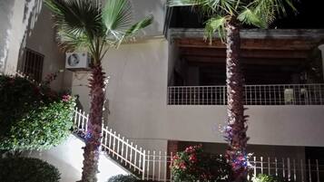 Enceinte de lâhĂ©bergement