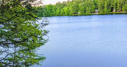 Panoramic Water Views, waterfront house on French pond