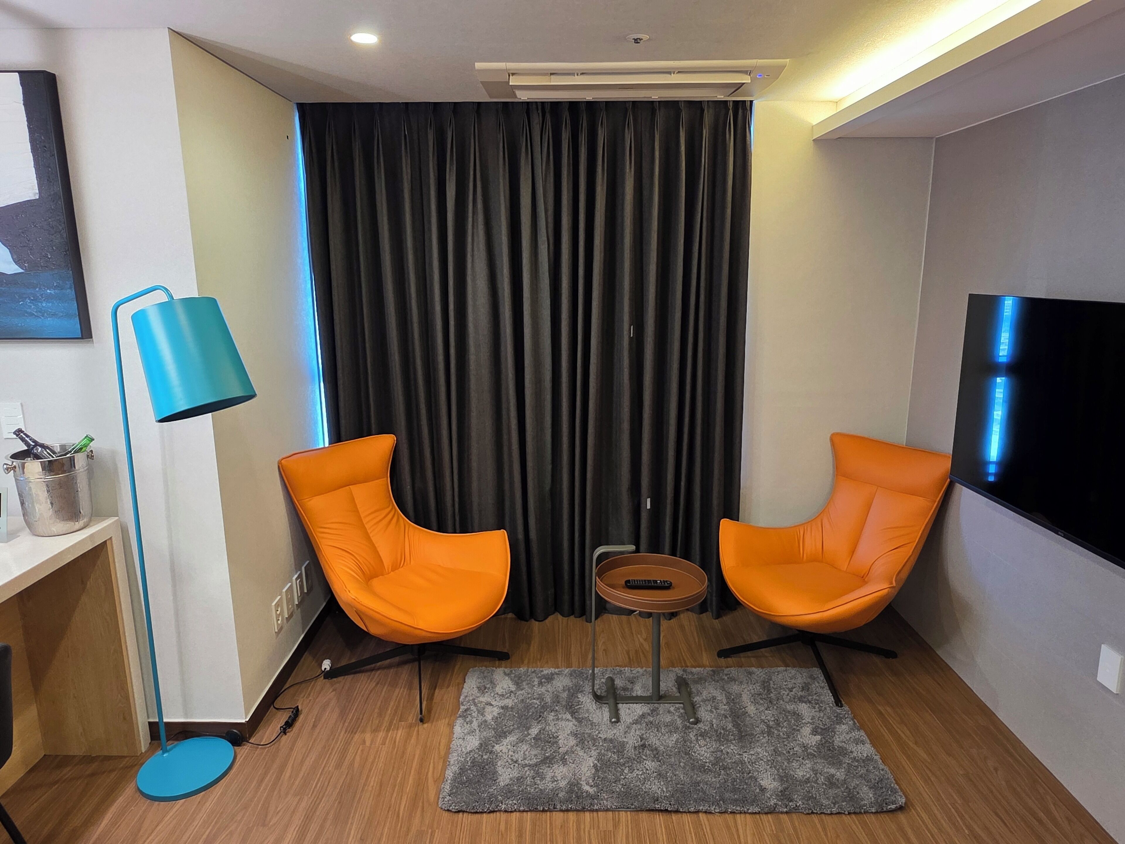 family suite bunker bed room | living area | flat-screen tv, heated floors