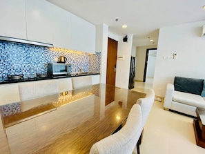 Apartment, 1 Bedroom | Living area