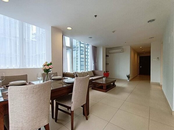 Apartment, 3 Bedrooms | Living area