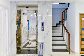 Staircase - Cozrum Homes Ambera House (Ho Chi Minh City)