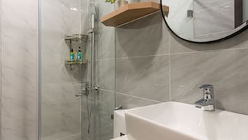 Premium Studio, 1 Queen Bed, Balcony | Bathroom | Shower, hydromassage showerhead, hair dryer, slippers