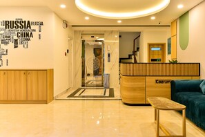 Lobby - Cozrum Homes Ambera House (Ho Chi Minh City)