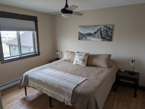 2 Schlafzimmer, Bügeleisen/Bügelbrett, Reisekinderbett, WLAN
