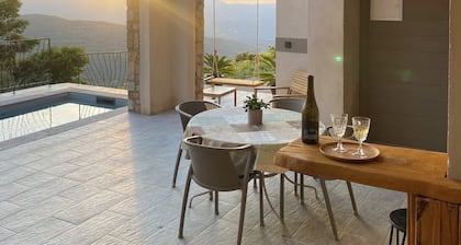 T2 new quiet large terrace panoramic sea view mountain pets welcome