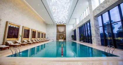 Sanfangxiang Jinling Hotel