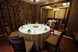 Restaurant - Guanfeng Holiday Hotel (Tongxiang)