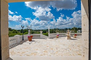 Terrace/patio - Villa Clara your exclusive holiday (Alberobello)
