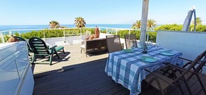 Outdoor dining - Mshome First Line in Malaga (Malaga)