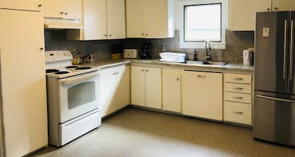 Downtown Whitehorse Deluxe Rental