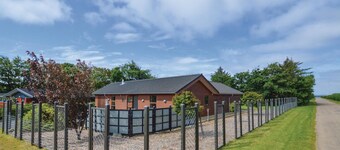 Nice home in Vinderup with WiFi