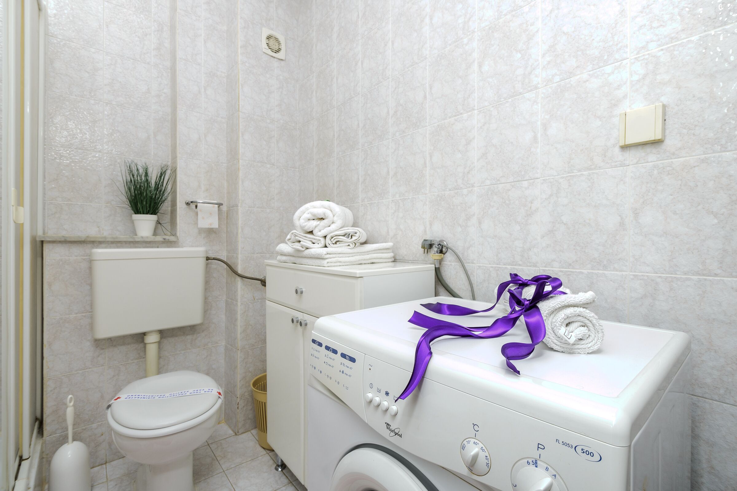Apartment (Apartment Matic - Two-Bedroom Apartme) | Bathroom