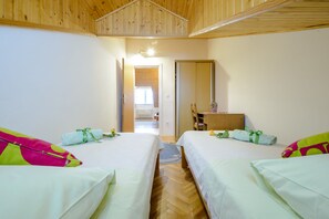 Apartment (Apartment Matic - Two-Bedroom Apartme) | 2 bedrooms, iron/ironing board, cribs/infant beds, bed sheets - Apartment Matic (Dubrovnik)