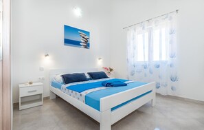 2 bedrooms, free WiFi, bed sheets - Cozy apartment in Srima (Srima)