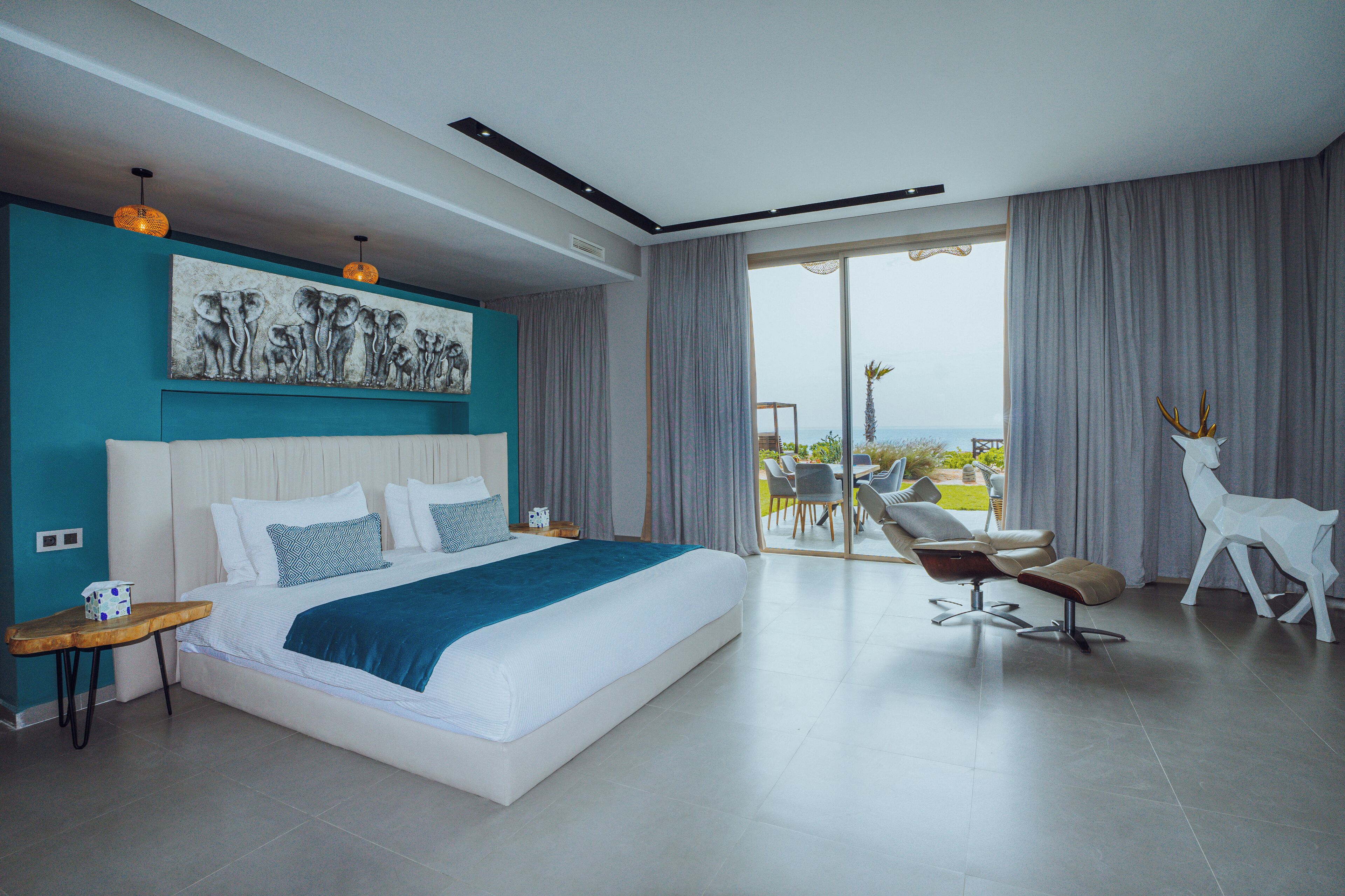 Presidential Suite, Lagoon View | In-room safe, desk, blackout drapes, free WiFi