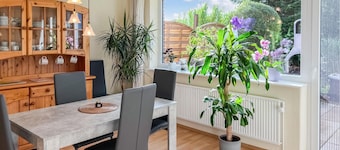 Cozy home in Steinberg with WiFi