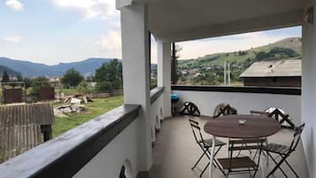 Apartment | Balcony